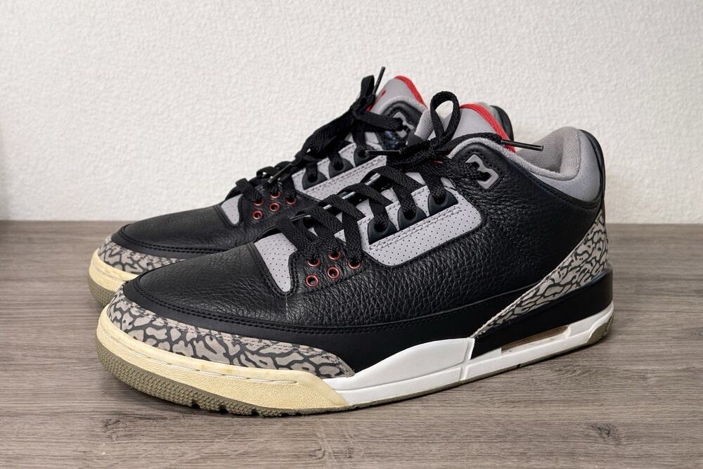Air Jordan 3 Retro Black Cement 2018 Size 10 854262-012 OG Nike Air 9.5